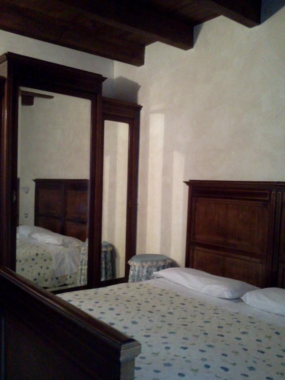 Spino d'Adda Agriturismo Cascina Gilliヴィラ 部屋 写真